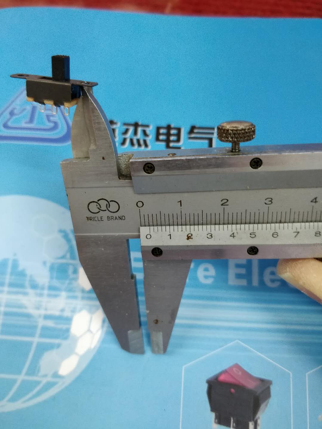 拨动开关 SS-12F-15G5
